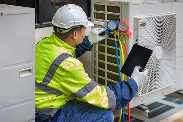 Professional Hvac technician working in Glouster, OH